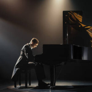 Professional Pianist & Vocalist for Christmas, Valentine’s & Special Occasions