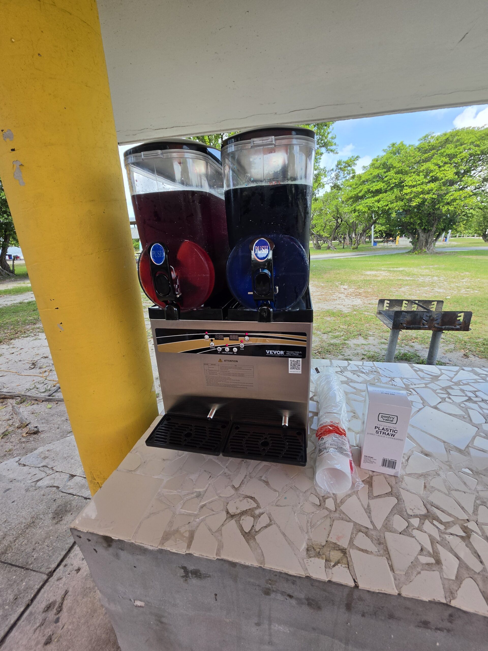Frozen Drink Machine - Slushy Machine Rental Miami, Fort Lauderdale, West Palm Beach - Image 2