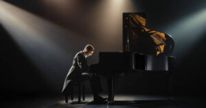 Professional Pianist & Vocalist for Christmas, Valentine’s & Special Occasions