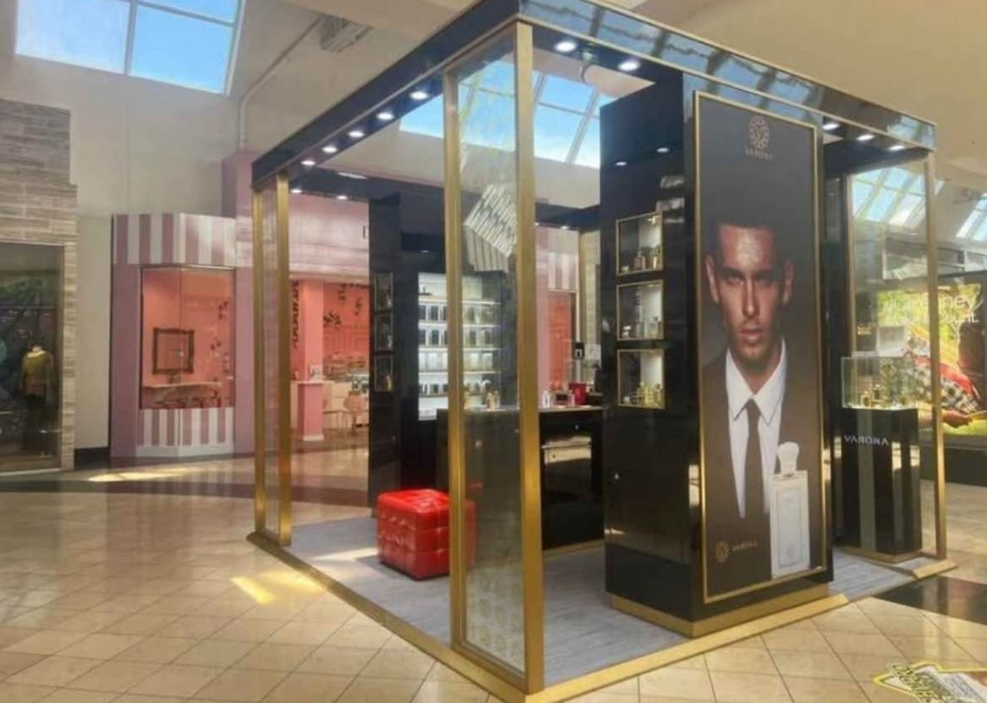 Retail & Event Kiosk Rentals in Miami, FL | Mall & Pop-Up Kiosk Rental - Image 4