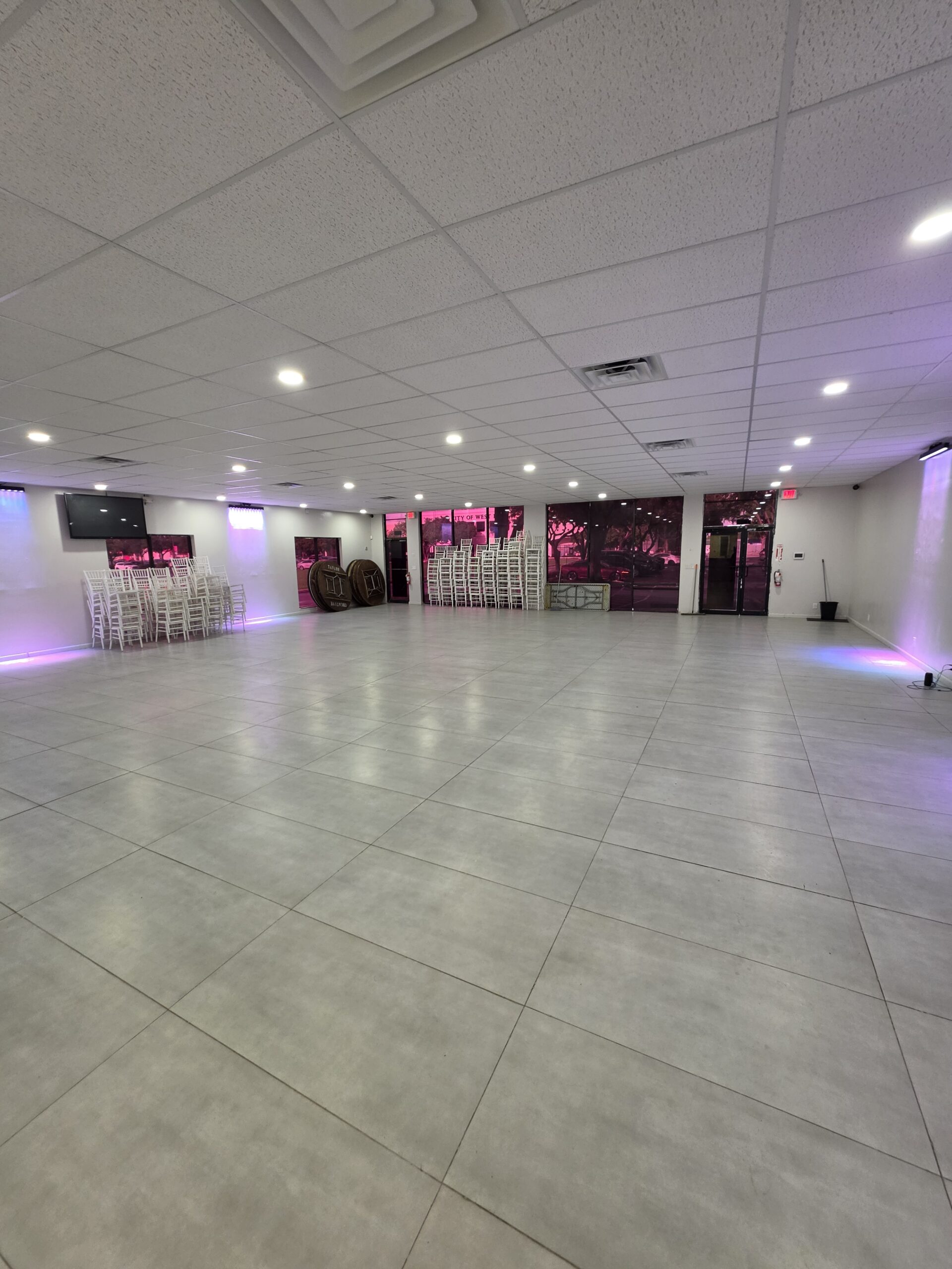 Banquet Hall Rental South Florida| Wedding & Party Venue | Party Fun Rental - Image 5